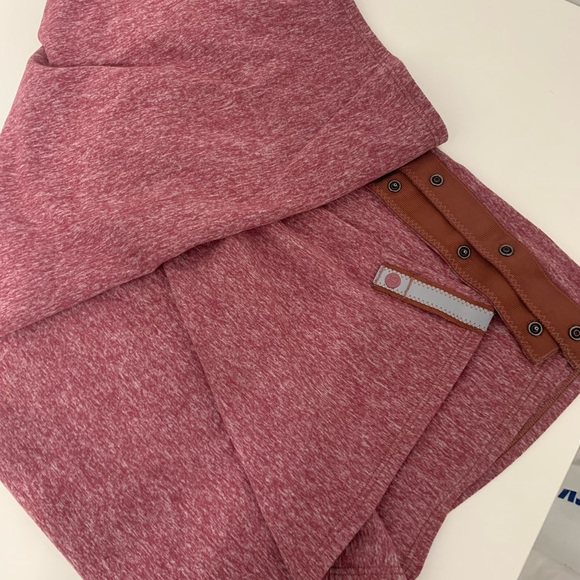 Lululemon Customizable Snap Vinyasa Scarf Heathered Violet Red Rulu - Picture 4 of 6